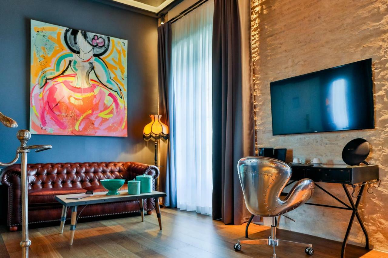 Hotel Lobby Seville Luaran gambar